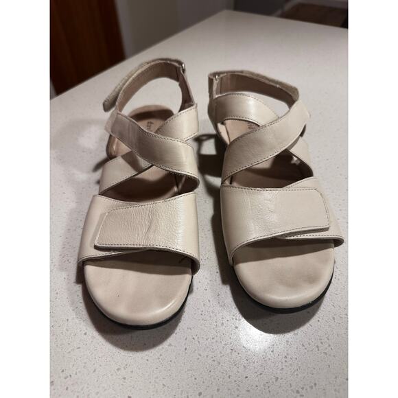 David Tate White Leather Strappy Sandals Women's 10 - Picture 4 of 11